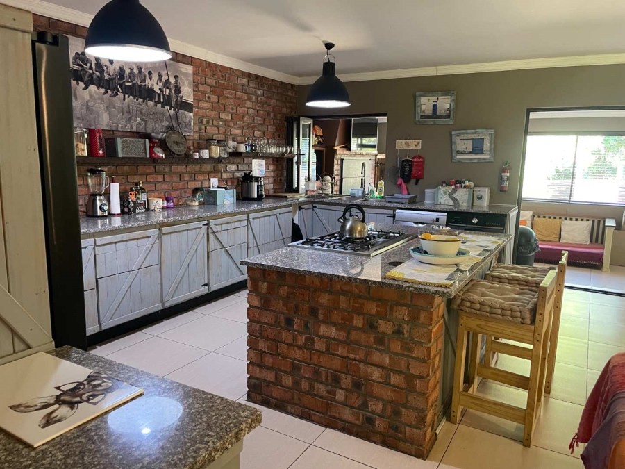 3 Bedroom Property for Sale in Pellissier Free State